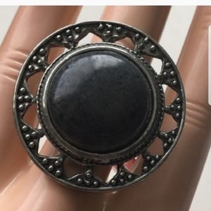 Brand-new big chunky adjustable ring black round